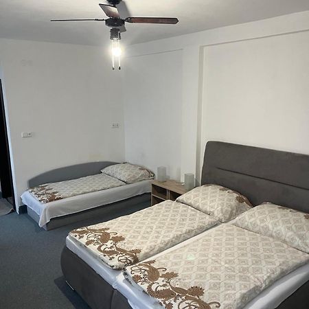 Penzion Vilo Bratislava Exterior foto